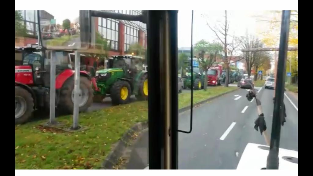 newsimages/51-Trecker 18.jpg